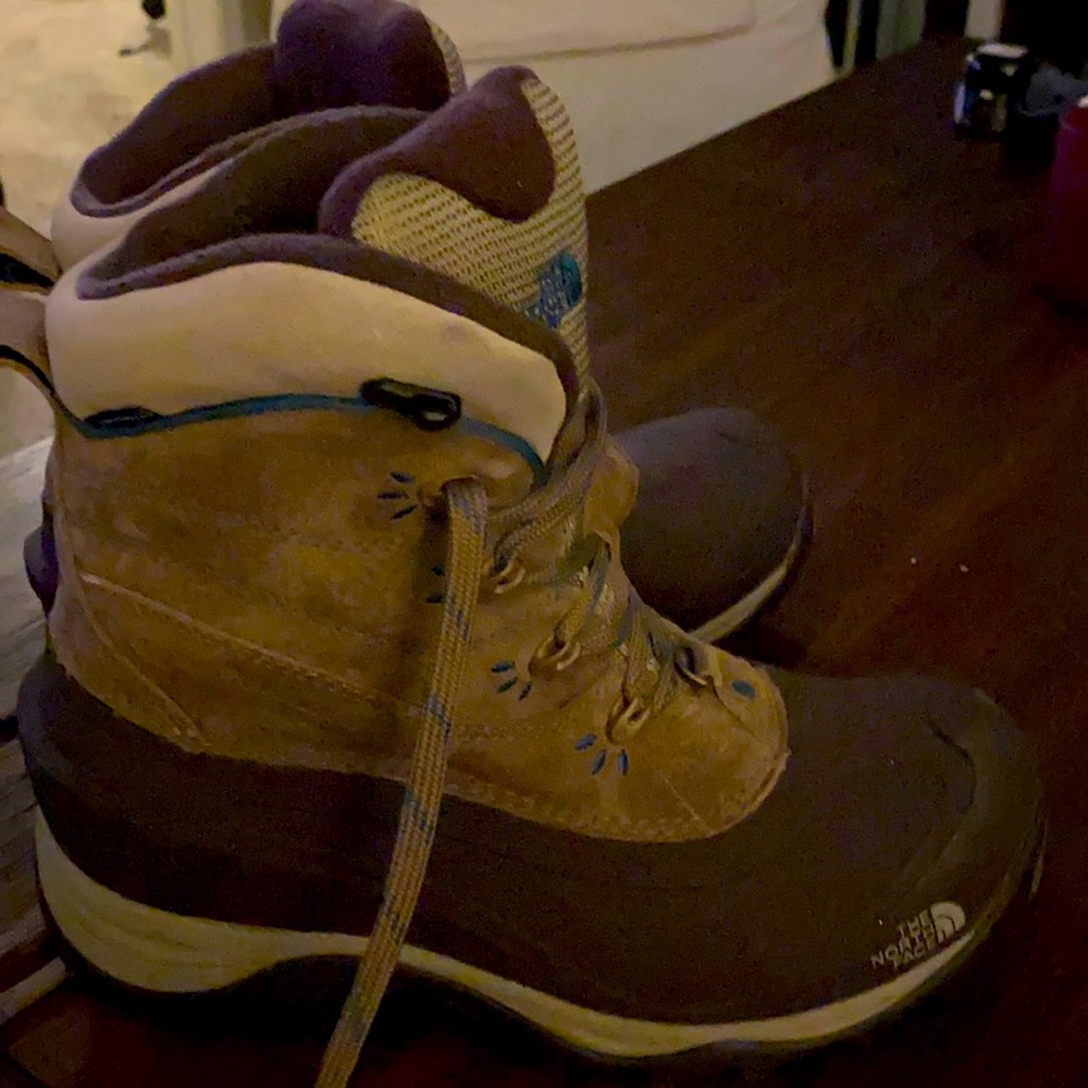 Winter boots